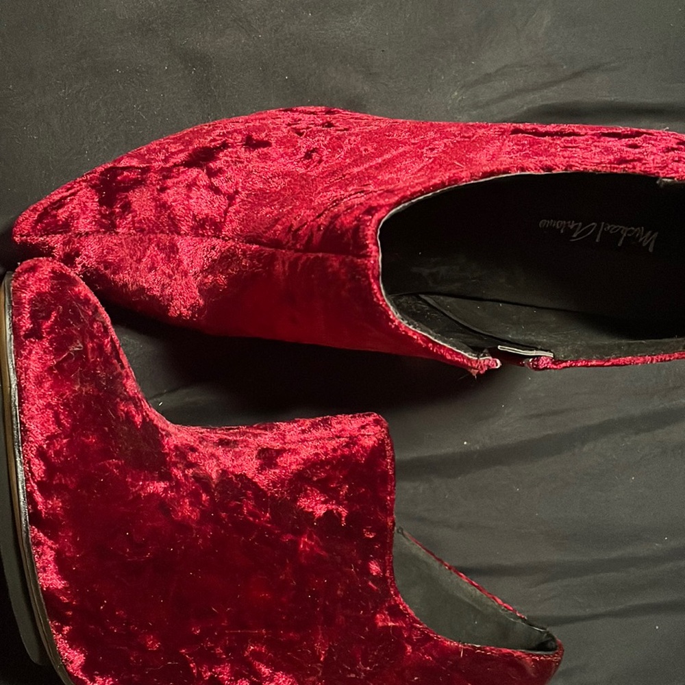 Brand new red velvet ankle bootie size 9
